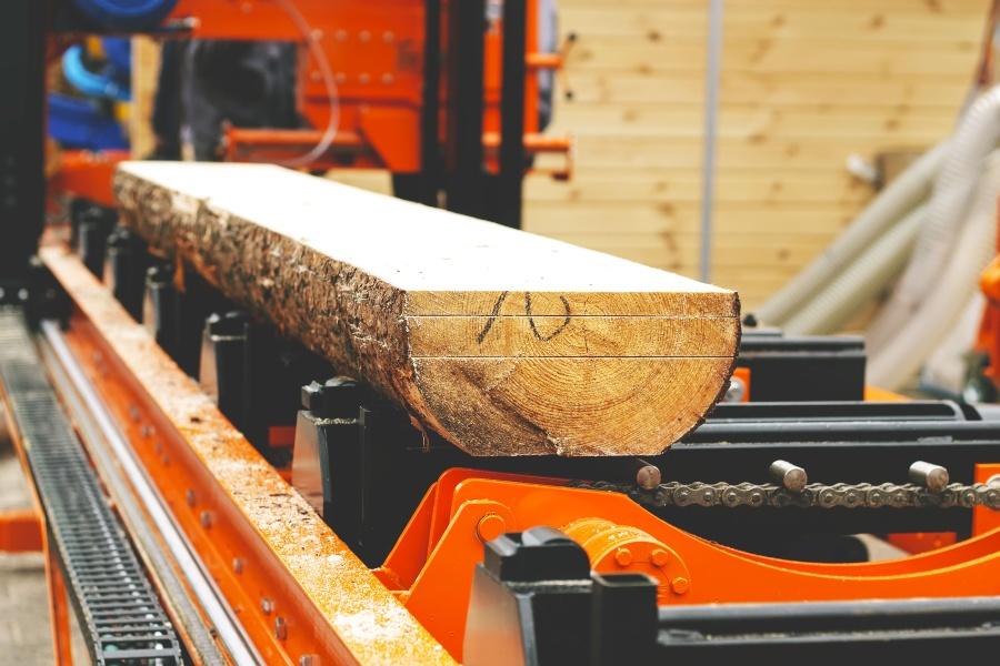 Die richtige Holzart für das Bett