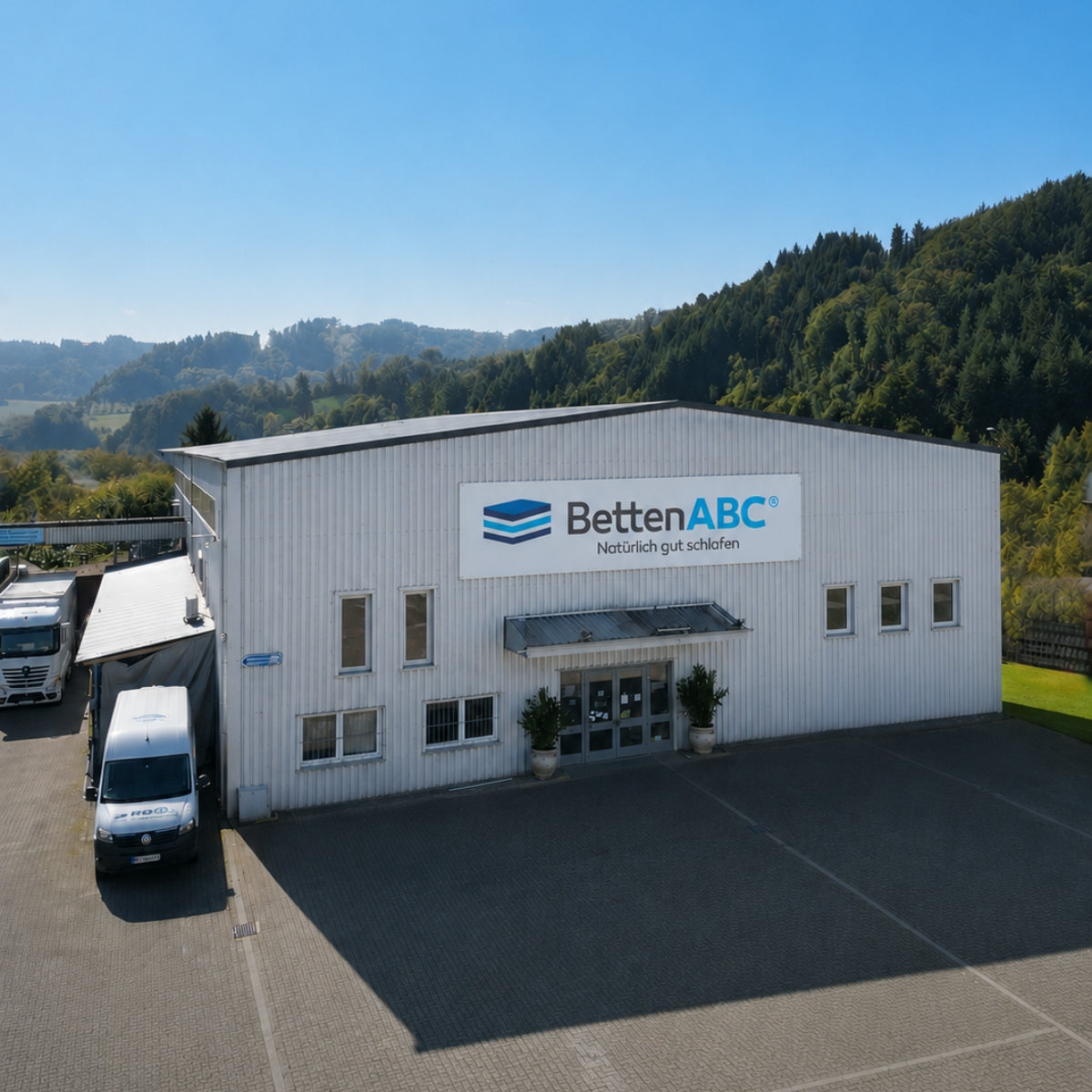 Firmengebäude von Betten-ABC in Berghaupten – Fachhandel für Matratzen, Betten, Lattenroste und Schlafprodukte.