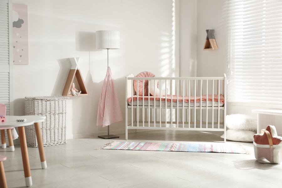 Niedliches Babyzimmer mit Dekoelementen babyschlafzimmer-einrichten